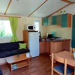 L'olivier Mobil 4 Personnes Le Bel Air En Quercy * Limogne-en-Quercy